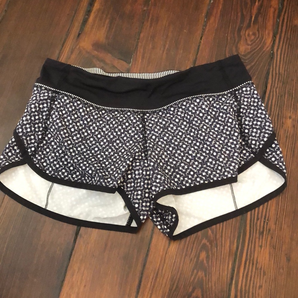 Black and white dotted shorts
